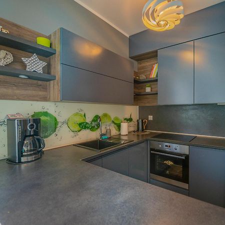 Apartament W Cieplicach Еленя-Гура Экстерьер фото